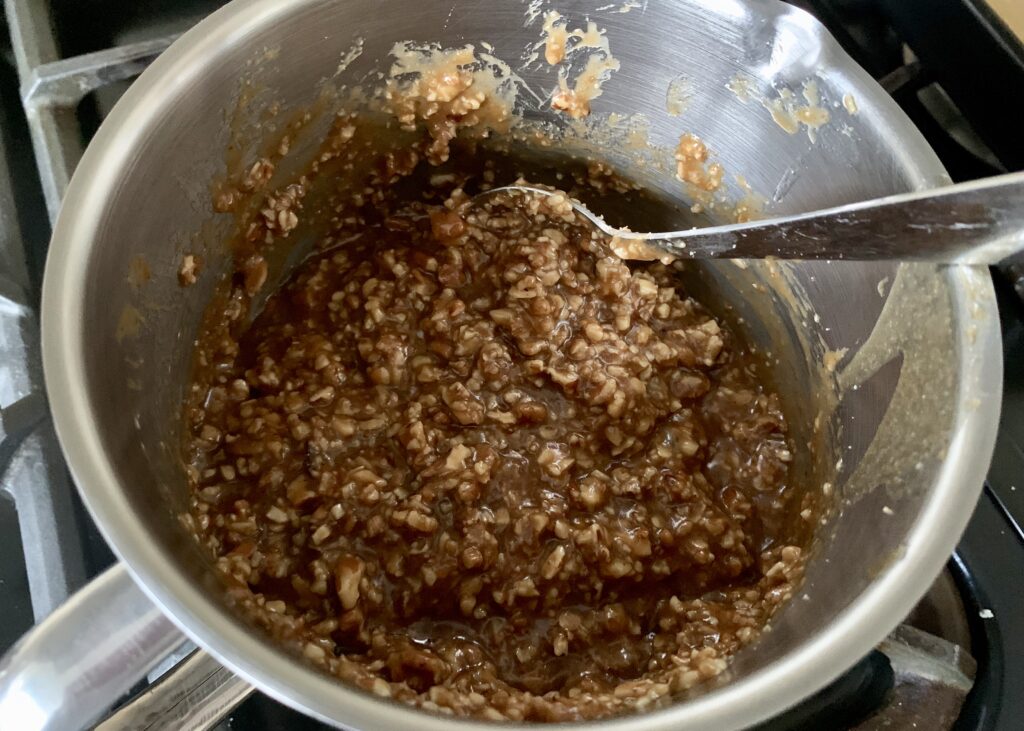 Filling for gluten free pecan squares in a pan