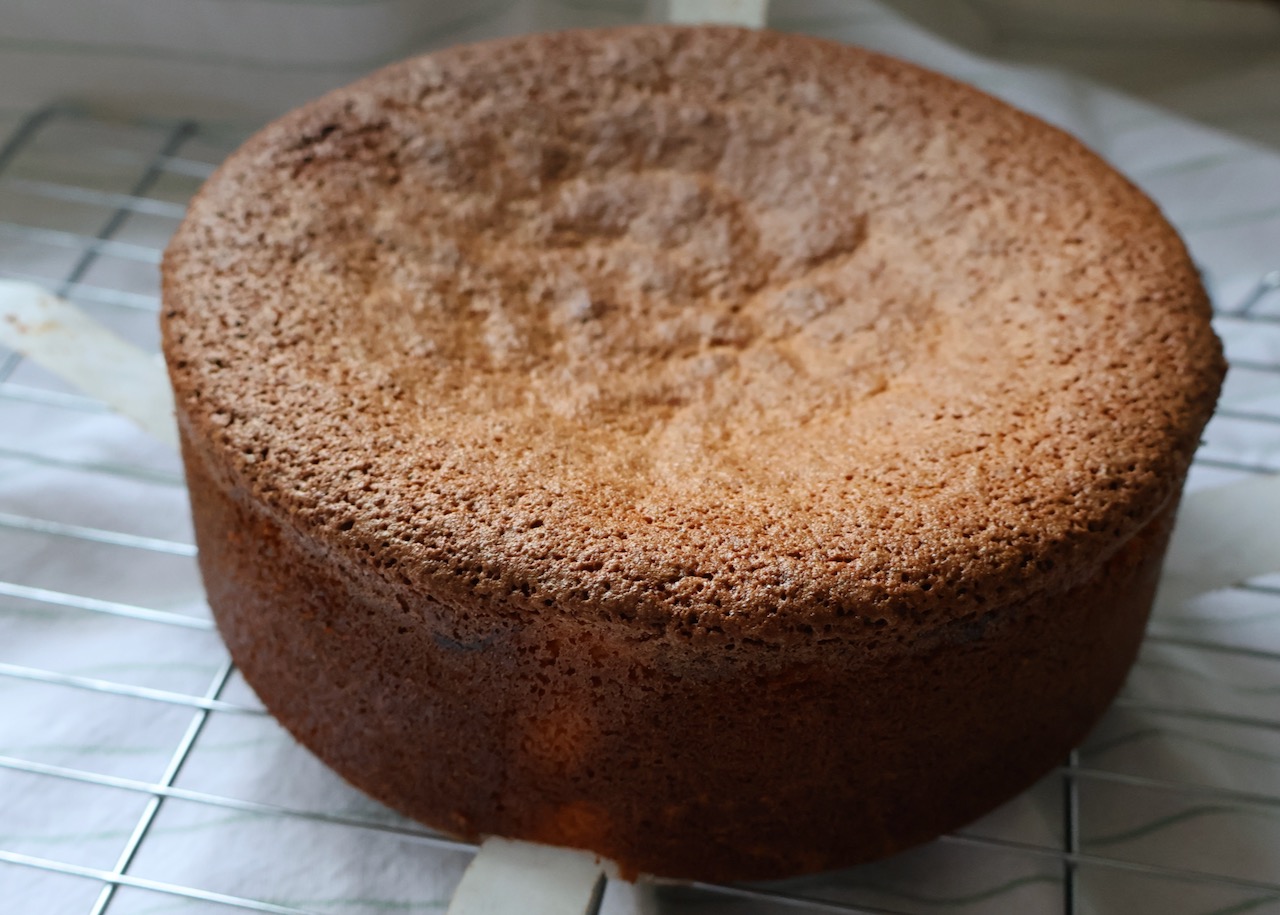 Freshly baked boiled clementine cake